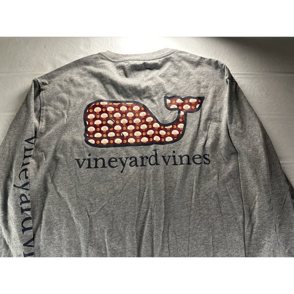Vineyard Vines T-Shirt Medium Mens Large Gray Long Sleeve Basketball Whale - Picture 3 of 13